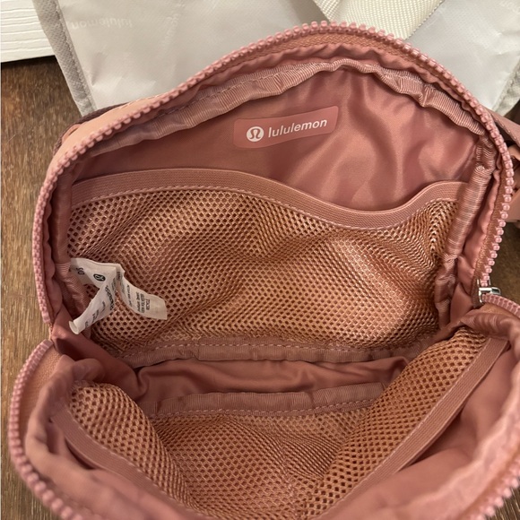 Lululemon Athletica Pink Belt Bag Includes Store Shopping Bag - Picture 3 of 4